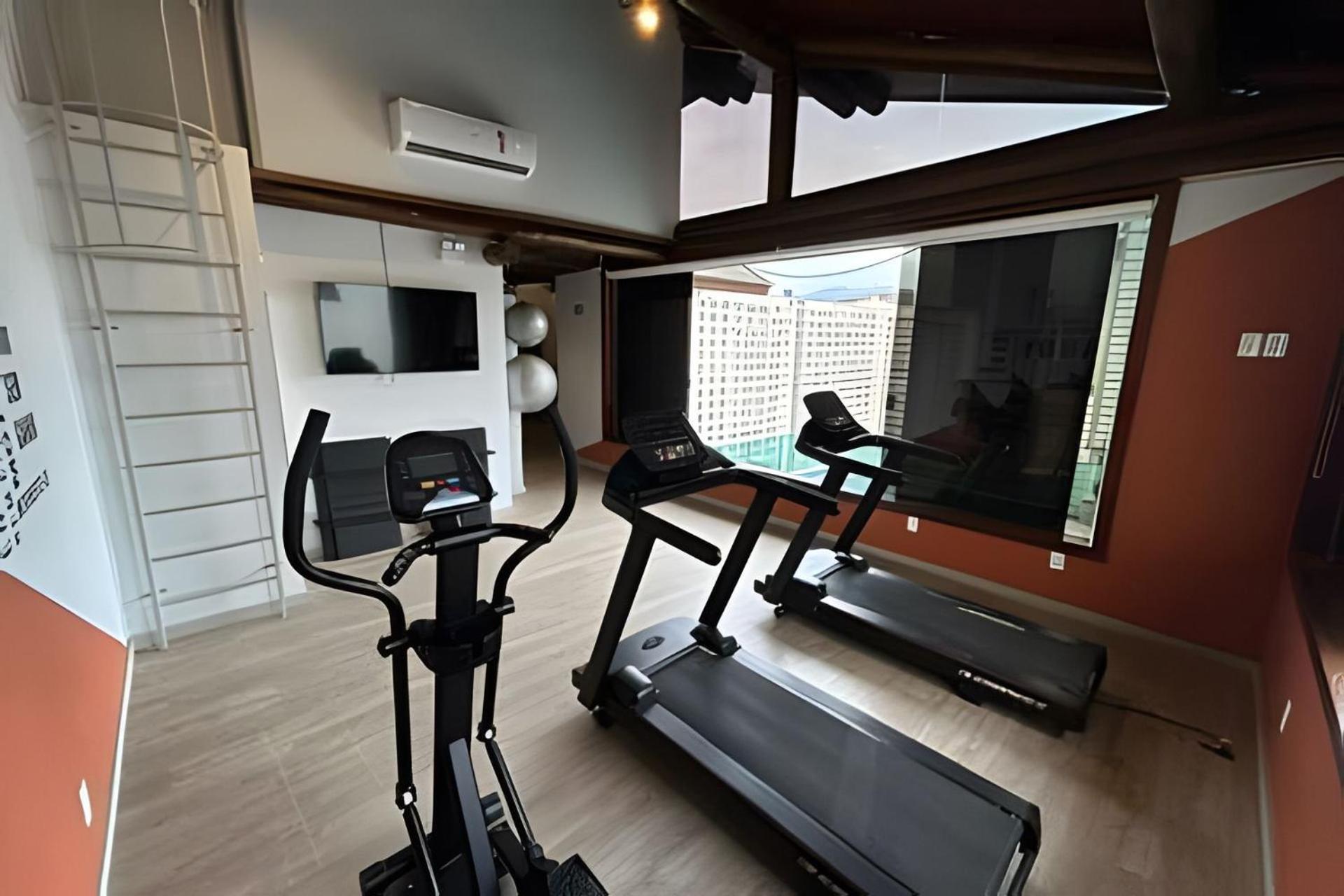 Apartamento Alto Padrao Com Piscina No *